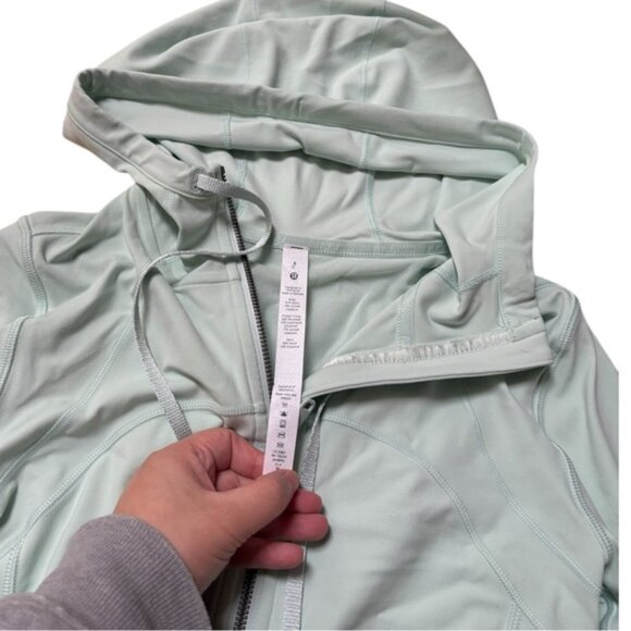 Lululemon Hooded Define Jacket Nulu Size 8 - Picture 5 of 5